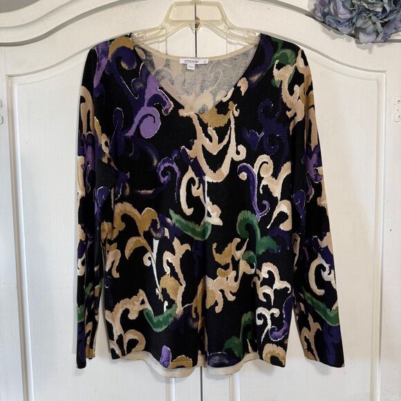 Chico's Scroll Print Lightweight V-Neck Sweater, Size 8 - Picture 2 of 9